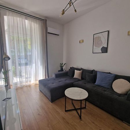 Apartment Eda Pula Exterior photo